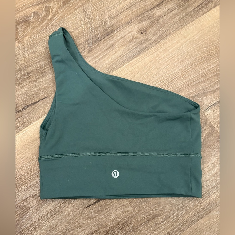 Lululemon Align Asymmetrical Bra light support, size 4, green, EUC
